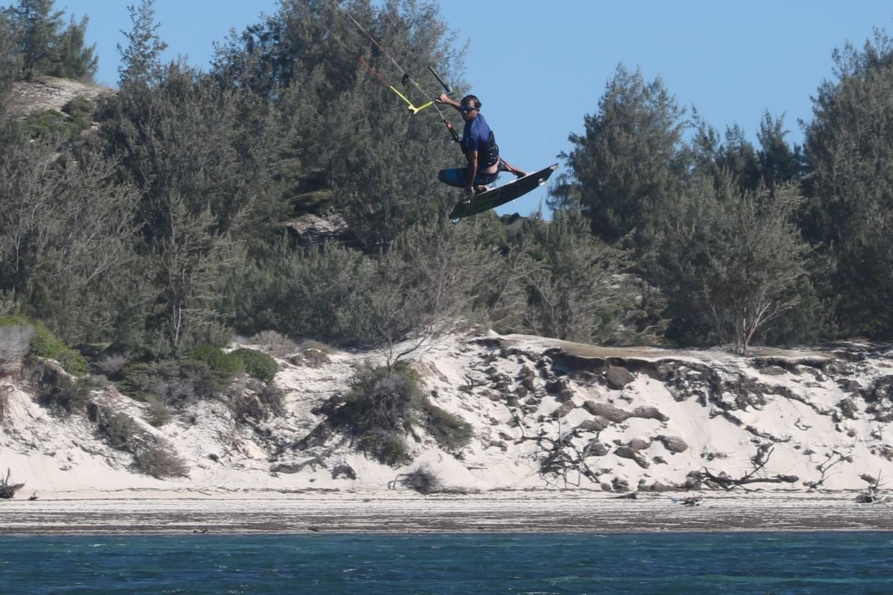Kiteparadise-Madagascar Hotel Antsiranana Kültér fotó